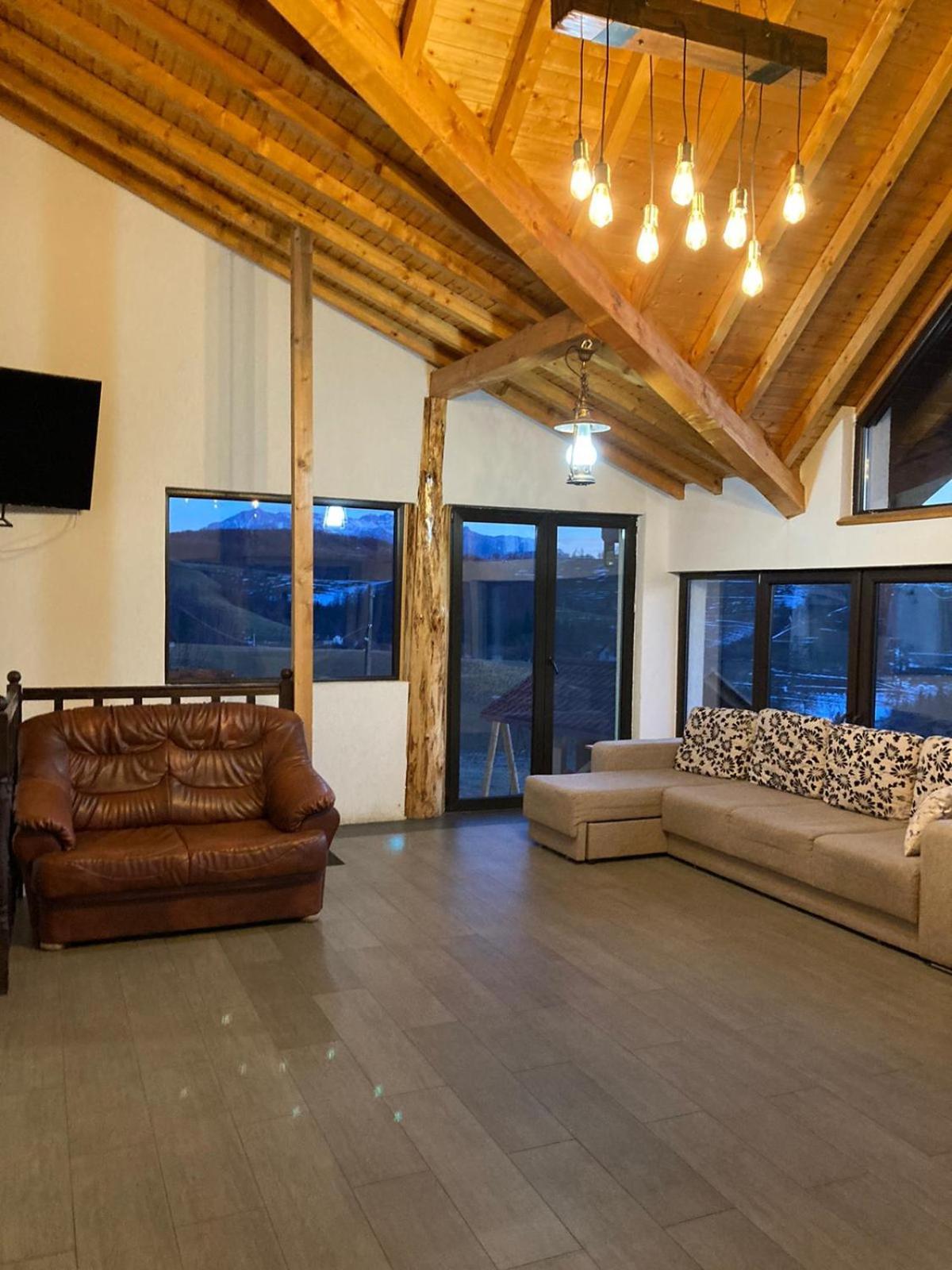 Casa Din Livada, Poiana Marului, Brasov Villa Eksteriør bilde